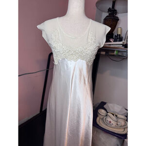 Satin gown cream sz med USA made! Satin bottom top sheer embroidered